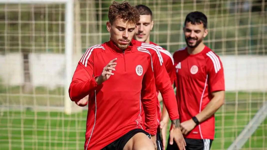 Antalyaspor Eyüpspor Maçına Kilitlendi! 4